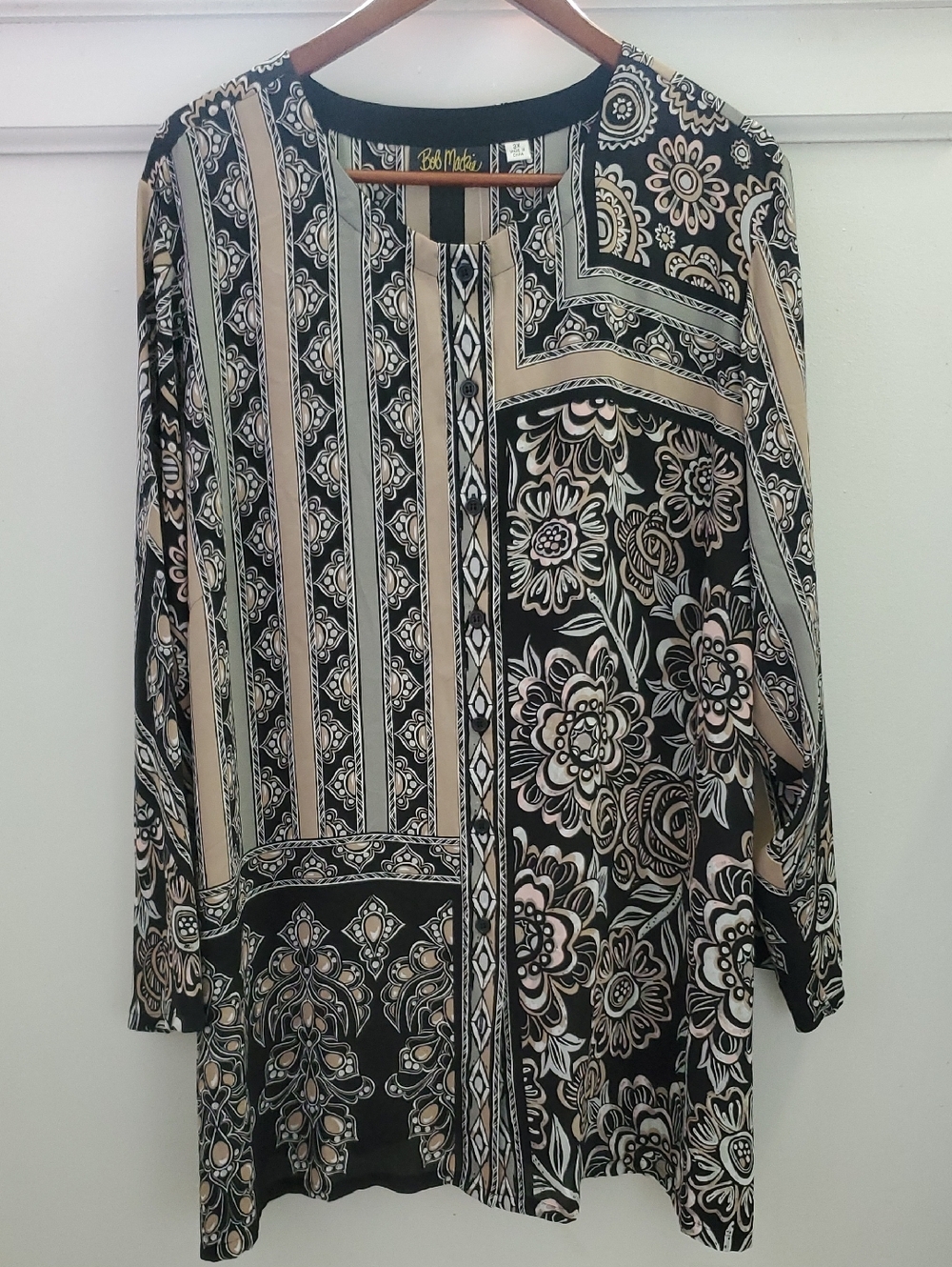 Bob Mackie Black Floral & Beige Patchwork Tunic Size 3X Wearable Art QVC NWT
